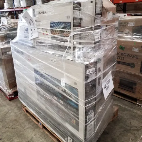 PALLET OF APPROXIMATELY 15 UNPROCESSED RAW RETURN HOUSEHOLD AND ELECTRICAL GOODS TO INCLUDE;