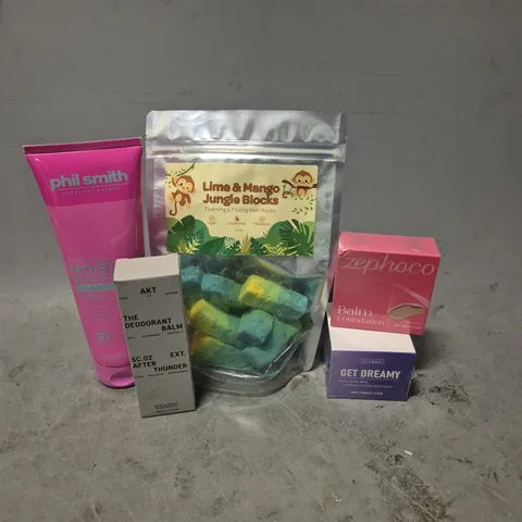 APPROXIMATELY 20 HEALTH AND BEAUTY PRODUCTS TO INCLUDE PHIL SMITH MOISTURE BOOST SHAMPOO, AKT DEODORANT BALM AND BATH ROCKS