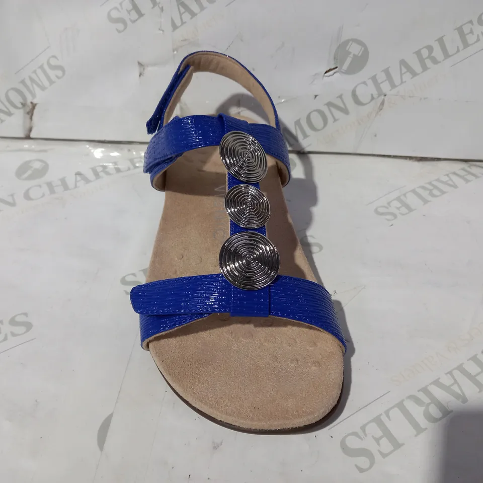 VIONIC ORTHOTIC REST FARRA FLAT STRAPPY SANDAL W/ FMT TECHNOLOGY - BLUE, UK SIZE 4.5