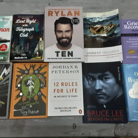 CAGE OF ASSORTED BOOKS TO INCLUDE TITLES BY TERRY PRATCHETT, TOM FLETCHER, BETHAN ROBERTS, JORDAN B. PETERSON, FREDERIK PEETERS, LUCINDA RILEY