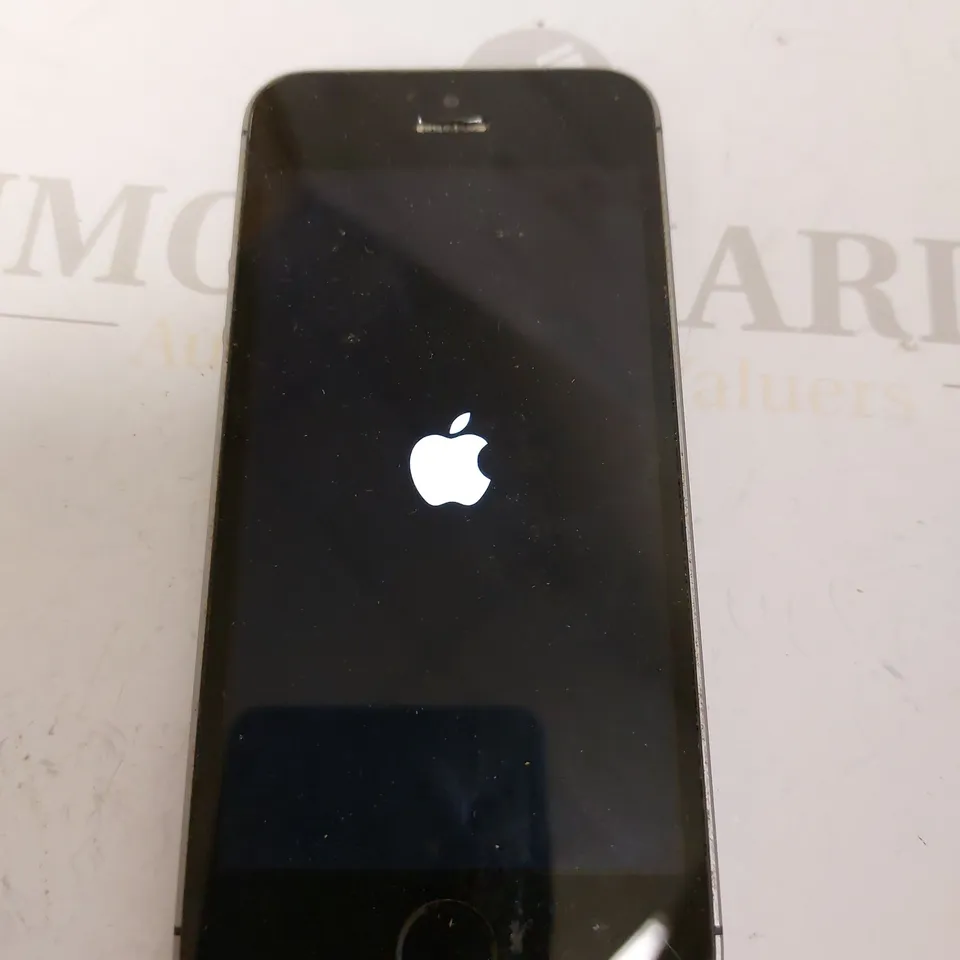 APPLE IPHONE SE (1ST GENERATION) A1723 