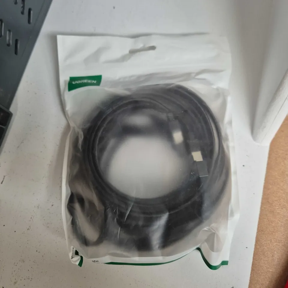 TOTE OF APPROXIMATELY 10 ASSORTED ITEMS TO INCLUDE: ETHERNET CABLE