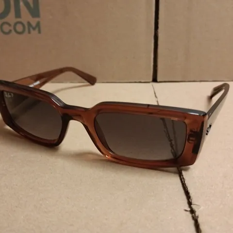 RAY-BAN RB4395 KILIANE SUNGLASSES – TORTOISHELL FRAME