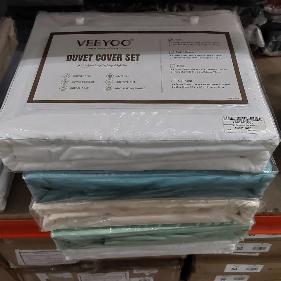 LOT OF 5X BRAND NEW BAGGED VEEYOO DUVET COVER SETS - ASSORTED COLOURS,  SIZES UNSPECIFIED (5 ITEMS)
