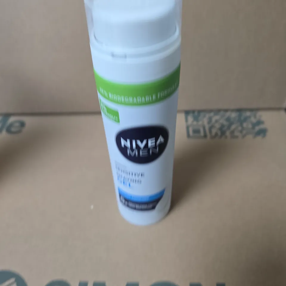 APPROXIMATELY 12 ASSORTED AEROSOLS INCLUDING CILLIT BANG MAGIC FOAM BATHROOM , NIVEA MEN SENSITIVE SHAVING GEL AND DEEP OUD AIR FRESHENER 