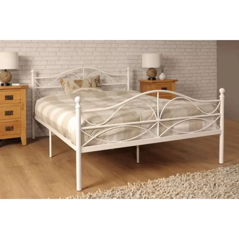 BOXED WING METAL BED FRAME 4'6" 