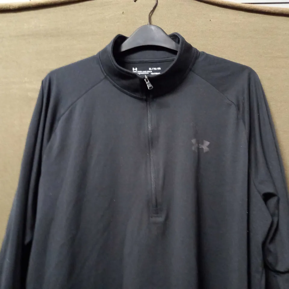 UNDER ARMOUR HALF ZIP FLEECE IN BLACK - XL