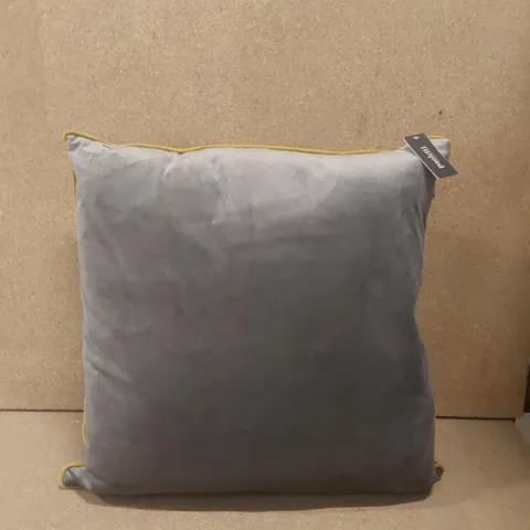 SET OF 2 PAOLETTI CUSHIONS WITH FILLING