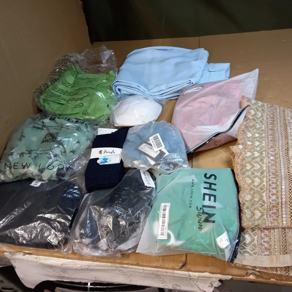 MEDIUM BOX OF ASSORTED CLOTHING ITEMS