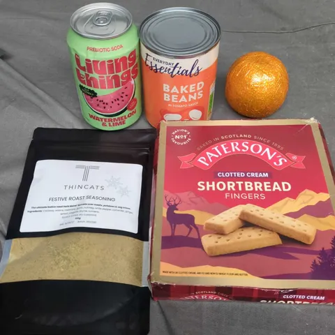 APPROXIMATELY 10 ASSORTED FOOD AND DRINK ITEMS TO INCLUDE CHOCOLATE ORANGE, BAKED BEANS AND SHORTBREAD FINGERS ETC