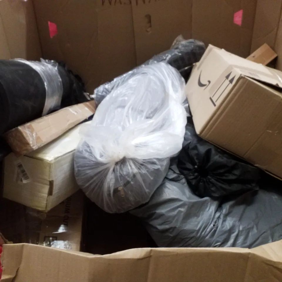 PALLET CONTAINING ASSORTED PRODUCTS INCLUDING NESTING TABLE, KIDS BIKE, POOL CUE, ROLLER BLIND & PET STROLLER