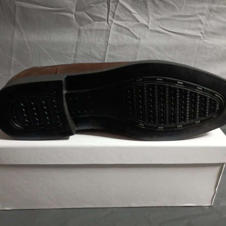 BROWN SUEDE CHELSEA BOOTS – MEN'S - UK SIZE 12