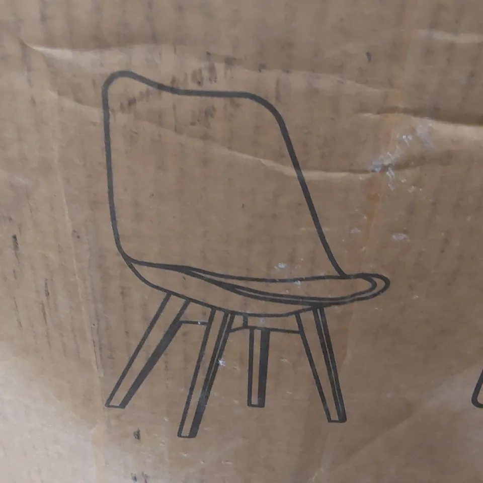 BOXED SET OF 4 BLACK PLASTIC DINING CHAIRS WITH PADDED SEAT AND WOODEN LEGS (1 BOX)