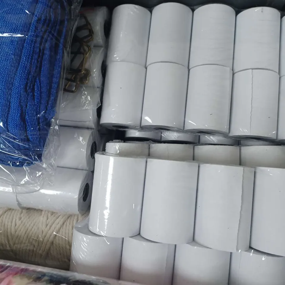 APPROXIMATELY 5 ASSORTED ITEMS TO INCLUDE SKY REMOTE, ELMER'S SCHOOL GLUE, BT REMOTE, ETC