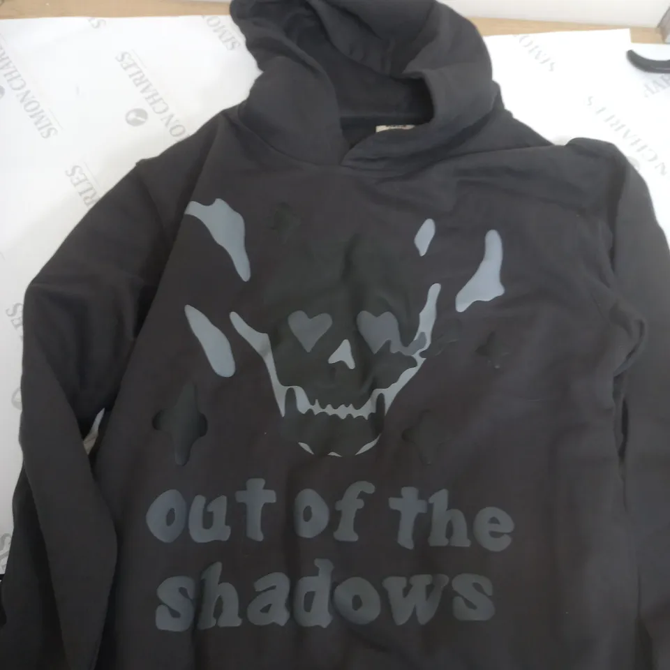 BROKEN PLANET BLACK HOODIE - MEDIUM