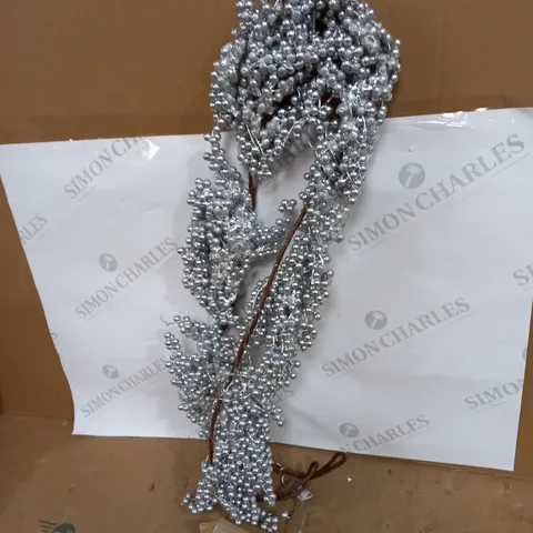 ALISON CORK PRE-LIT BERRY & CRYSTAL GARLAND