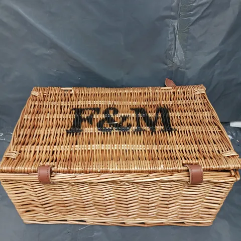F&M WICKER HAMPER BASKET