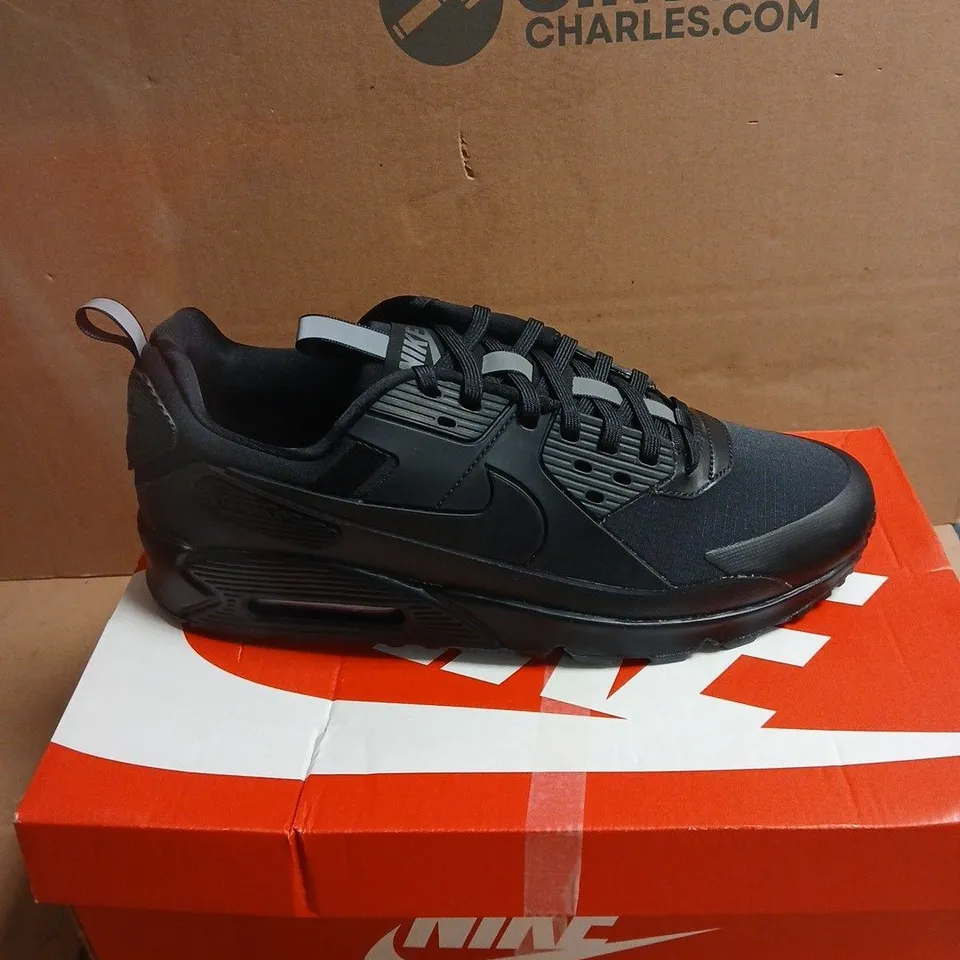 NIKE AIR MAX 90 DRIFT BLACK TRAINERS BOXED SIZE 11 MENS