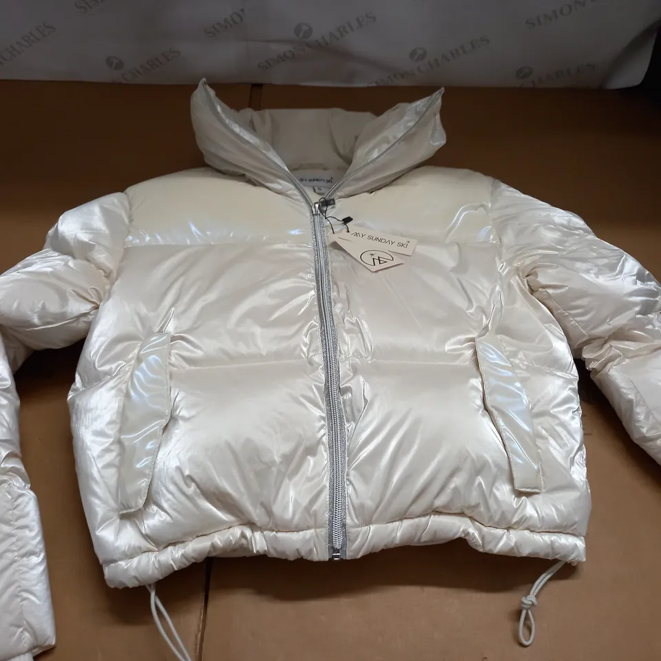 MY SUNDAY SKI PADDED WHITE COAT - S