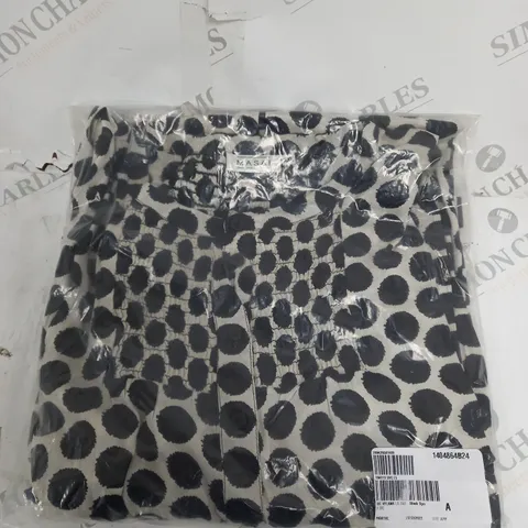 BOX OF APPROXIMATELY 40 ASSORTED CLOTHING PRODUCTS IN VARIOUS SIZES TO INCLUDE SKIRTS, JUMPERS, DRESSES ETC - COLLECTION ONLY