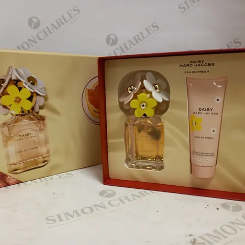 MARC JACOBS DAISY EAU SO FRESH EDT 75ML GIFT SET WITH BODY LOTION 75ML + SHOWER GEL 75ML