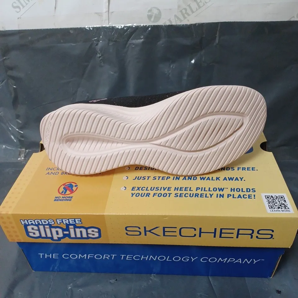 SKECHERS SLIP-INS TRAINERS BLACK GLITTER SIZE 6
