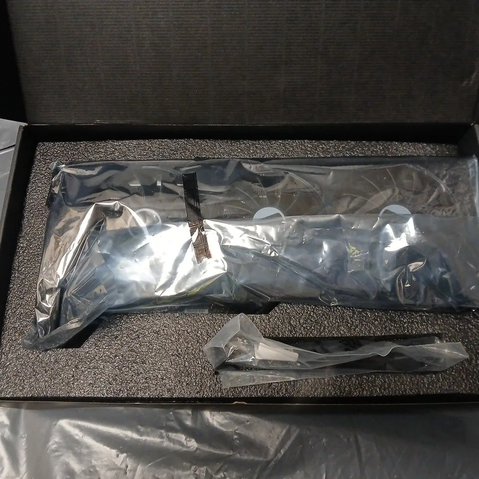 RADEON RX 7800 XT GRAPHICS CARD (XFX SPEEDSTER QICK319) 16GB GDDR6 – IN ASUS BOX