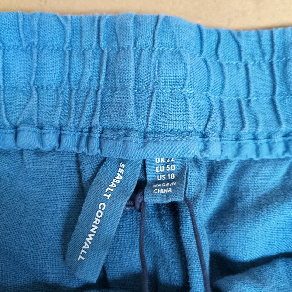 SEASALT CORNWALL WOMEN'S BLUE SHORTS – ELASTICATED WAIST, DRAWSTRING SIZE 22
