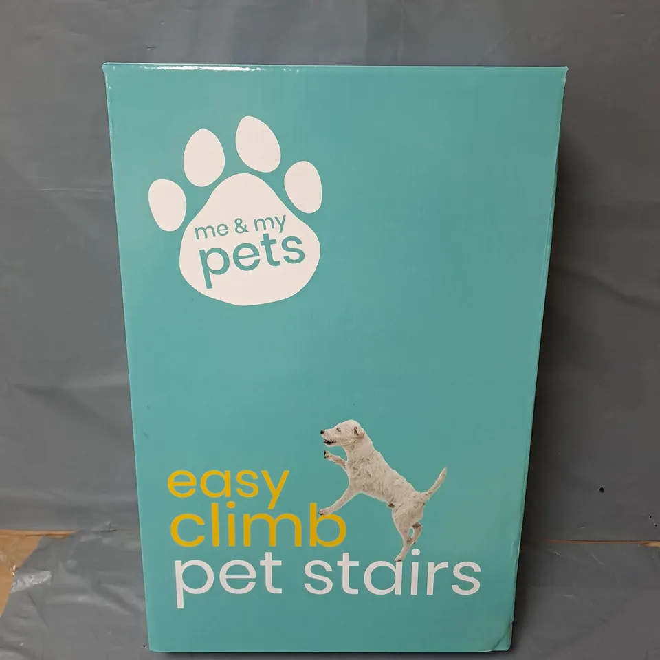 BOXED ME & MY PETS EASY CLIMB PET STAIRS