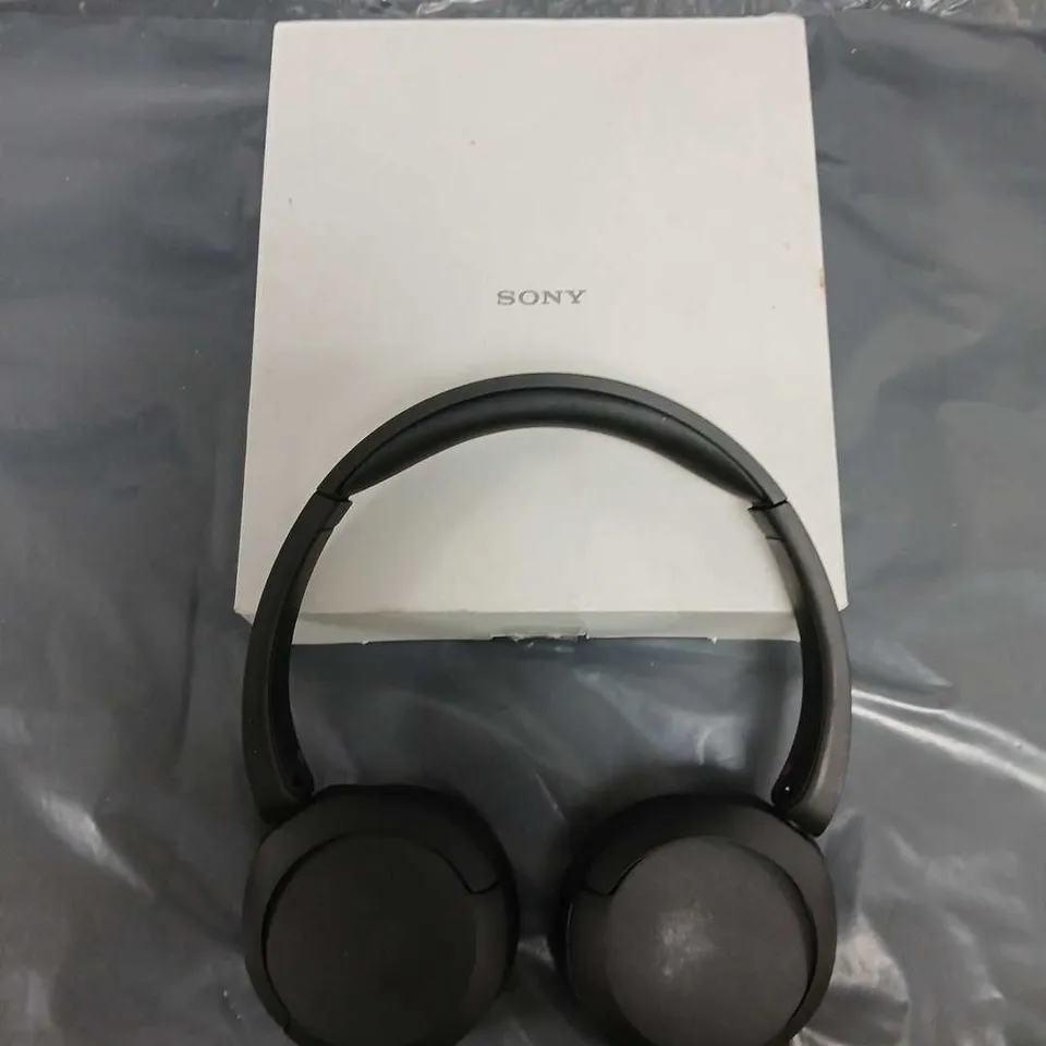 SONY WH-CH520 WIRELESS BLUETOOTH HEADPHONES