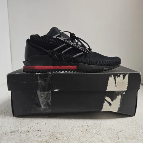 BOXED PAIR OF ADIDAS Y-3 HARIGANE SHOES IN BLACK SIZE UK 8