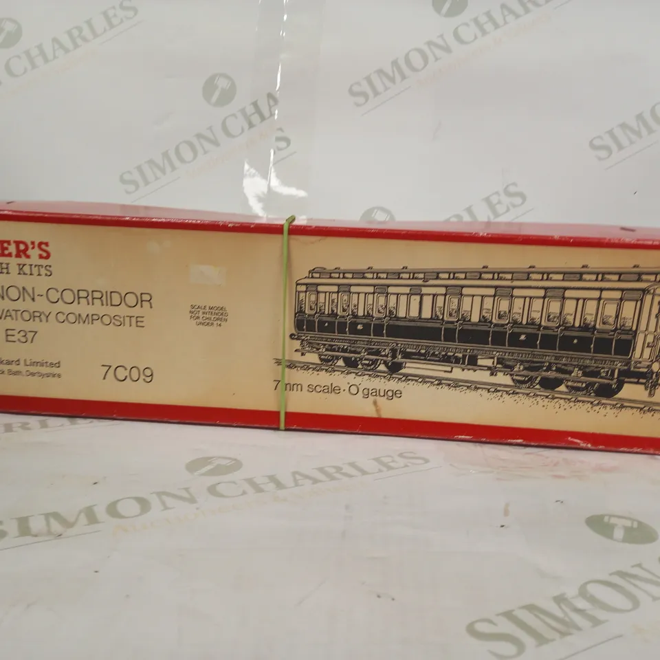 SLATER'S COACH KITS DEAN NON-CORRIDOR 1ST/3RD LAVATORY COMPOSITE 7MM SCALE 0 GAUGE MODEL KIT