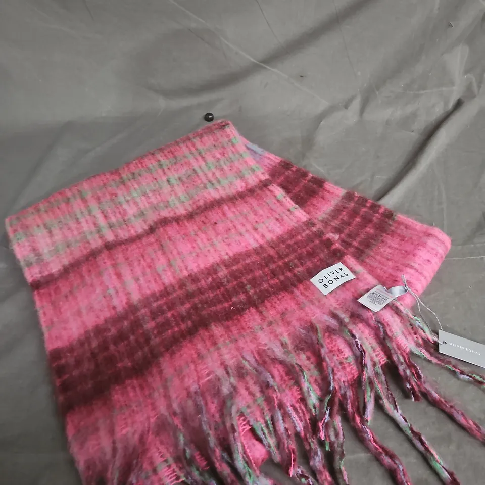 OLIVER BONAS PINK & GREEN TEXTURED SCARF – ONE SIZE