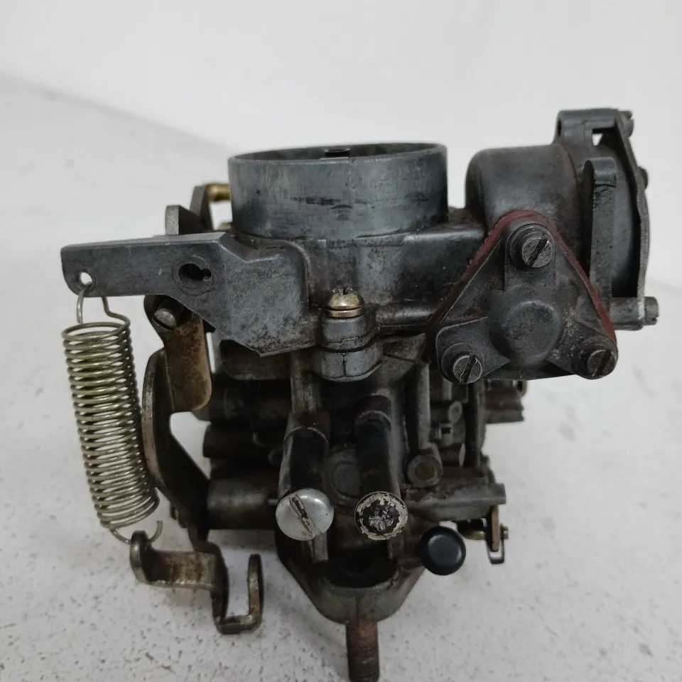 SOLEX CARBURETTOR WITH LINKAGE – USED FOR CLASSIC CAR (VERIFY MODEL)