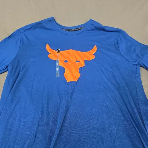 UNDER ARMOUR PROJECT ROCK TEE - SIZE M