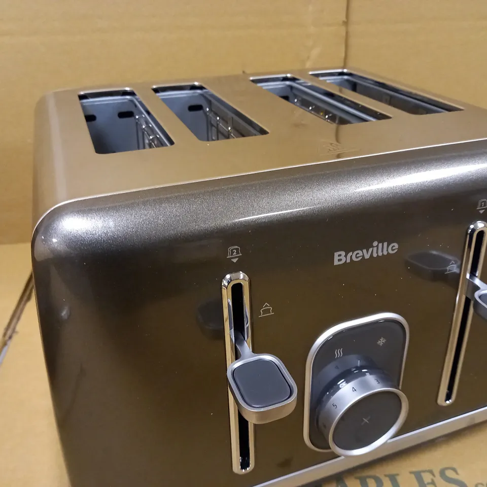 BREVILLE AURA 4 SLICE TOASTER
