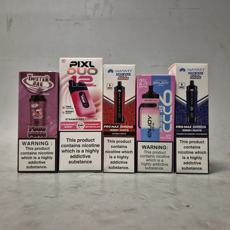 APPROXIMATELY 20 ASSORTED E-CIGARETTE PRODUCTS TO INCLUDE - HAYATI , DIXL DUO , TWIST BAR ETC