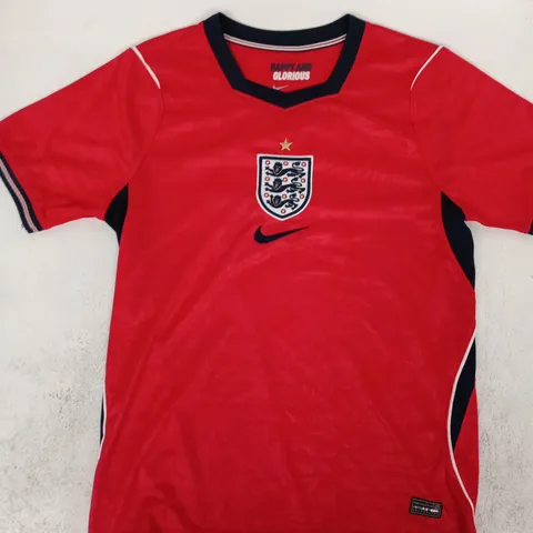 NIKE ENGLAND AWAY FOOTBALL JERSEY SIZE SMALL