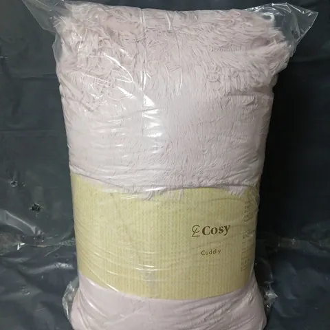 CATHERINE LANSFIELD COZY AND CUDDLY FAUX FUR FLEECE DUVET SET - PINK - KING SIZE