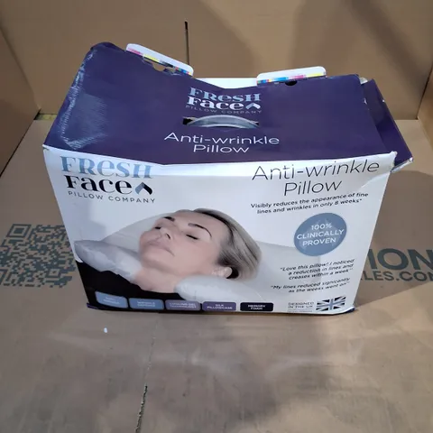 BOXED FRESH FACE ANTI-WRINKLE PILLOW 