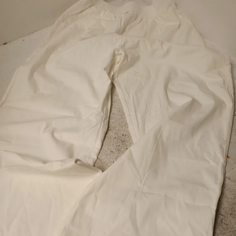 ADANOLA COTTON PULL-ON PANTS – WHITE, UK M