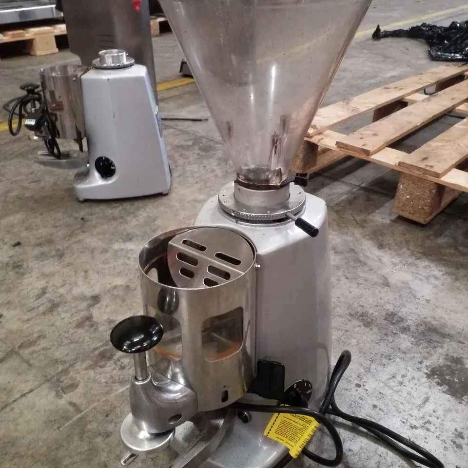 MAZZER LUIGI COMMERCIAL COFFEE GRINDER