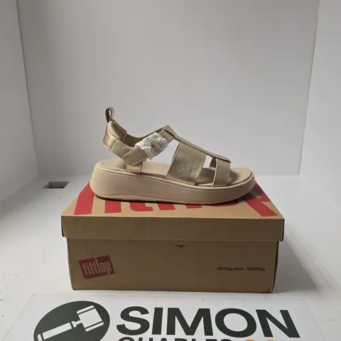 BOXED PAIR OF FITFLOP FLATFORM FISHERMAN SANDALS SIZE UK 06