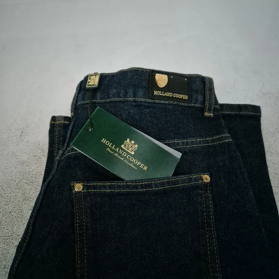 HOLLAND COOPER CLASSIC STRAIGHT JEANS – UK 10 (10R), DEEP INDIGO