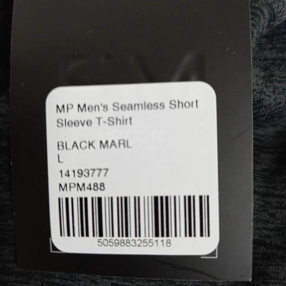 MP MEN'S SEAMLESS SHORT SLEEVE T-SHIRT IN BLACK - L