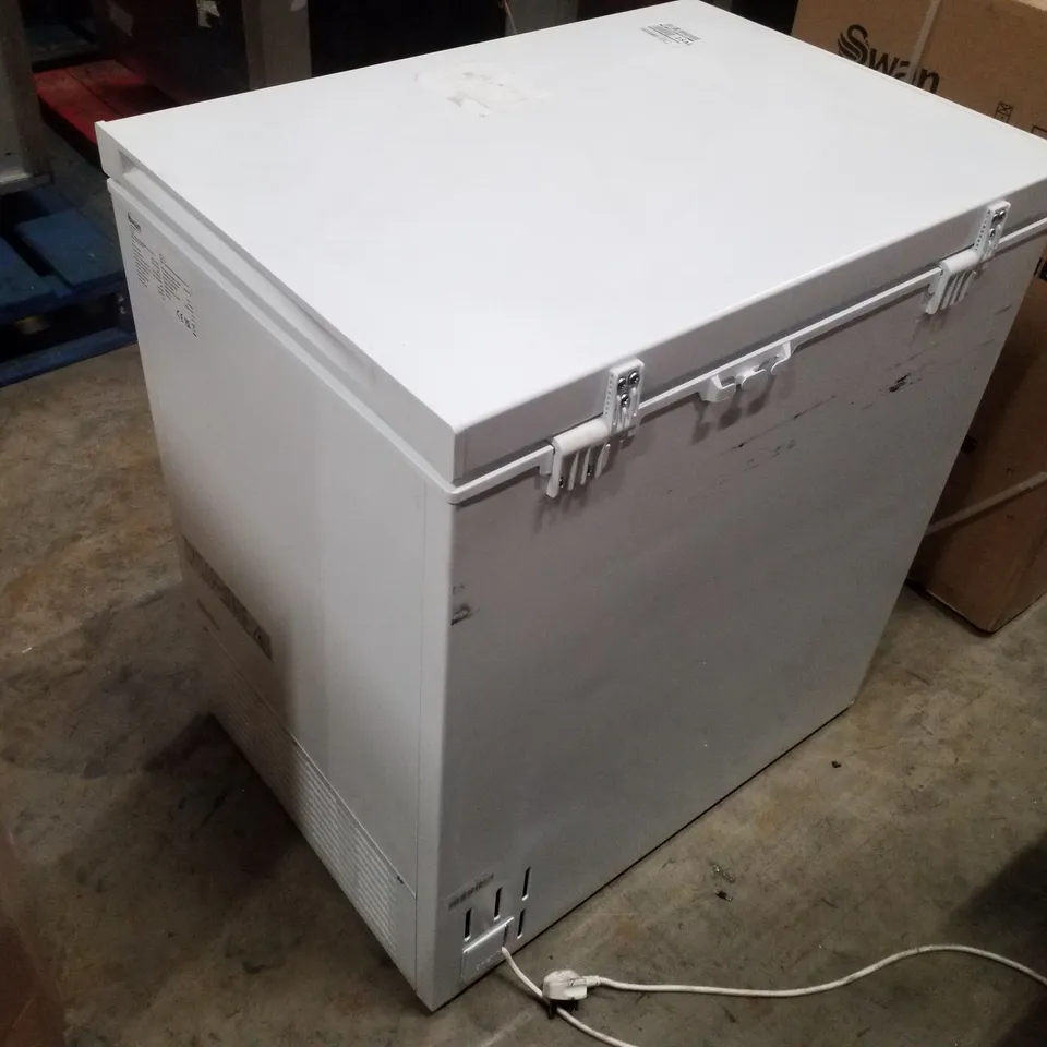 SWAN SR750140W 198L CHEST FREEZER - WHITE