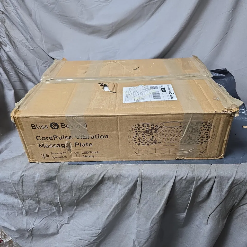 BLISS AND BEYOND COREPULSE VIBRATION MASSAGE PLATE BOXED