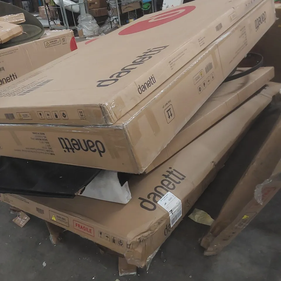 PALLET CONTAINING A LARGE QUANTITY OF ASSORTED DANETTI FURNITURE PARTS ECT