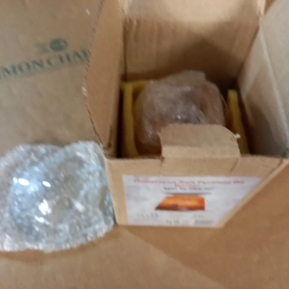 BOXED HIMALAYAN SALT PYRAMID OIL BURNER