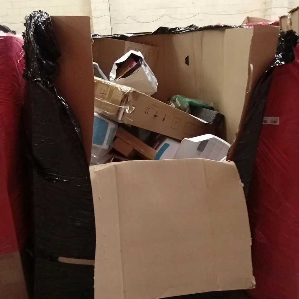 PALLET OF ASSORTED HOUSEHOLD GOODS & PRODUCTS TO INCLUDE; GIRLS TRICYCLE, GARDEN TOOLS, SHOE RACK, GAMING MOUSE MATS, CRAZY DARTS ETC